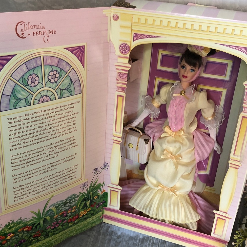 Vintage AVON 1998 BARBIE as Mrs P F E Albee NEW IN BOX